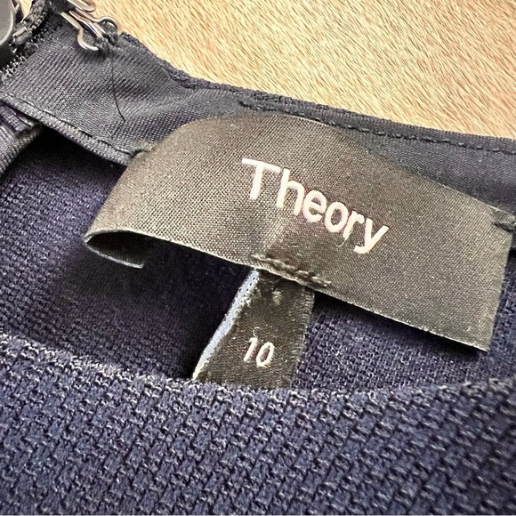 THEORY Onine Oxford Knit Day Dress‎ in Navy size 10 - Picture 9 of 10